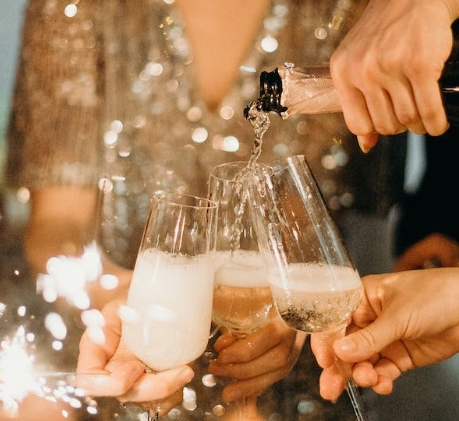 飲酒適量不成癮 滴酒不沾更健康