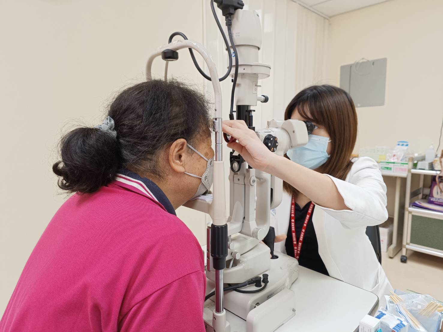 糖尿病婦人血糖控制差-視網膜剝離視力只剩0.1