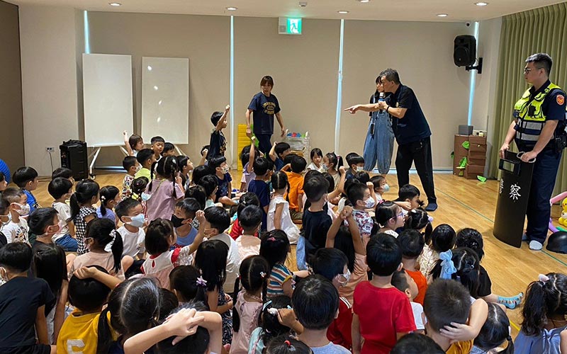 「識詐」教育從小紮根，「南港警深入幼兒園」預防犯罪宣導